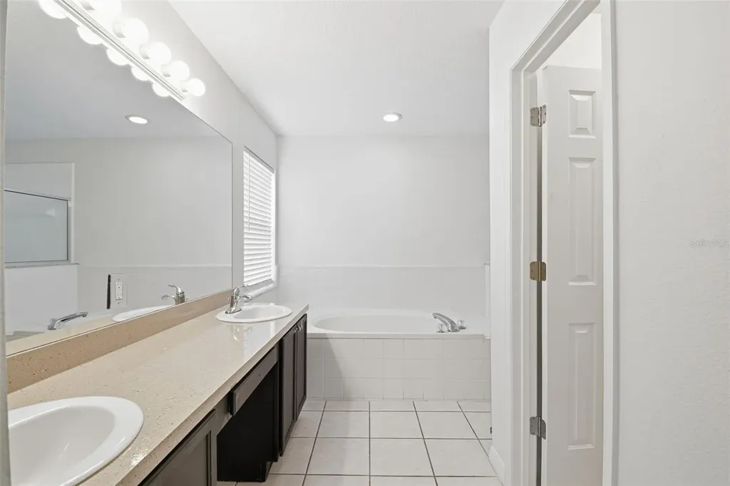 11906 Timberhill Drive Riverview FL 33569