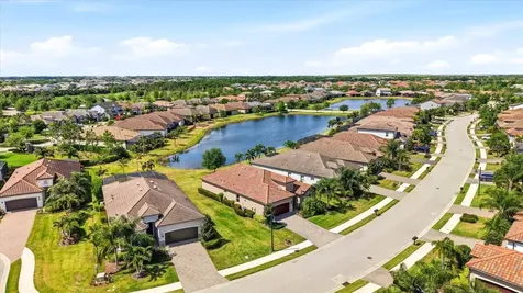 12422 Perennial Place Lakewood Ranch FL 34211