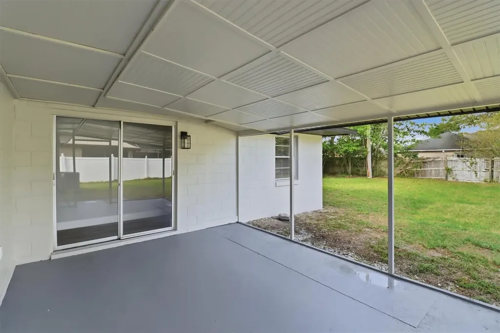 1648 Urbana Avenue Deltona FL 32725