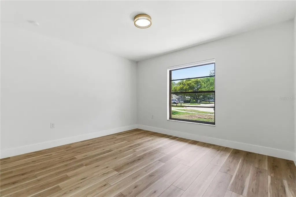 2309 Pin Oak Lane E Clearwater FL 33759