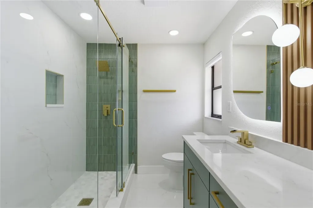 2309 Pin Oak Lane E Clearwater FL 33759
