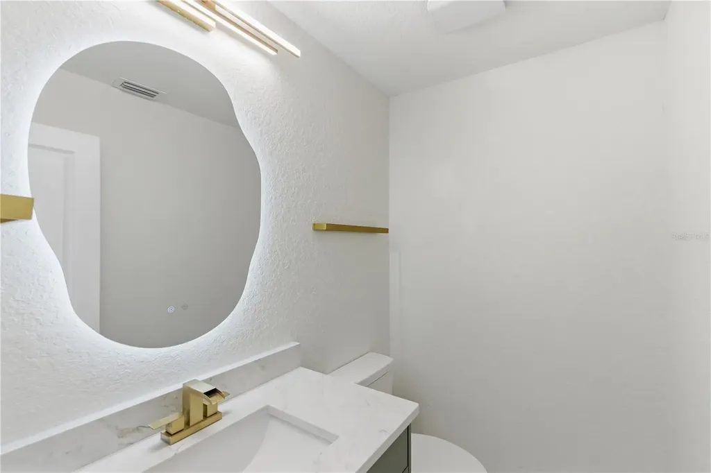 2309 Pin Oak Lane E Clearwater FL 33759
