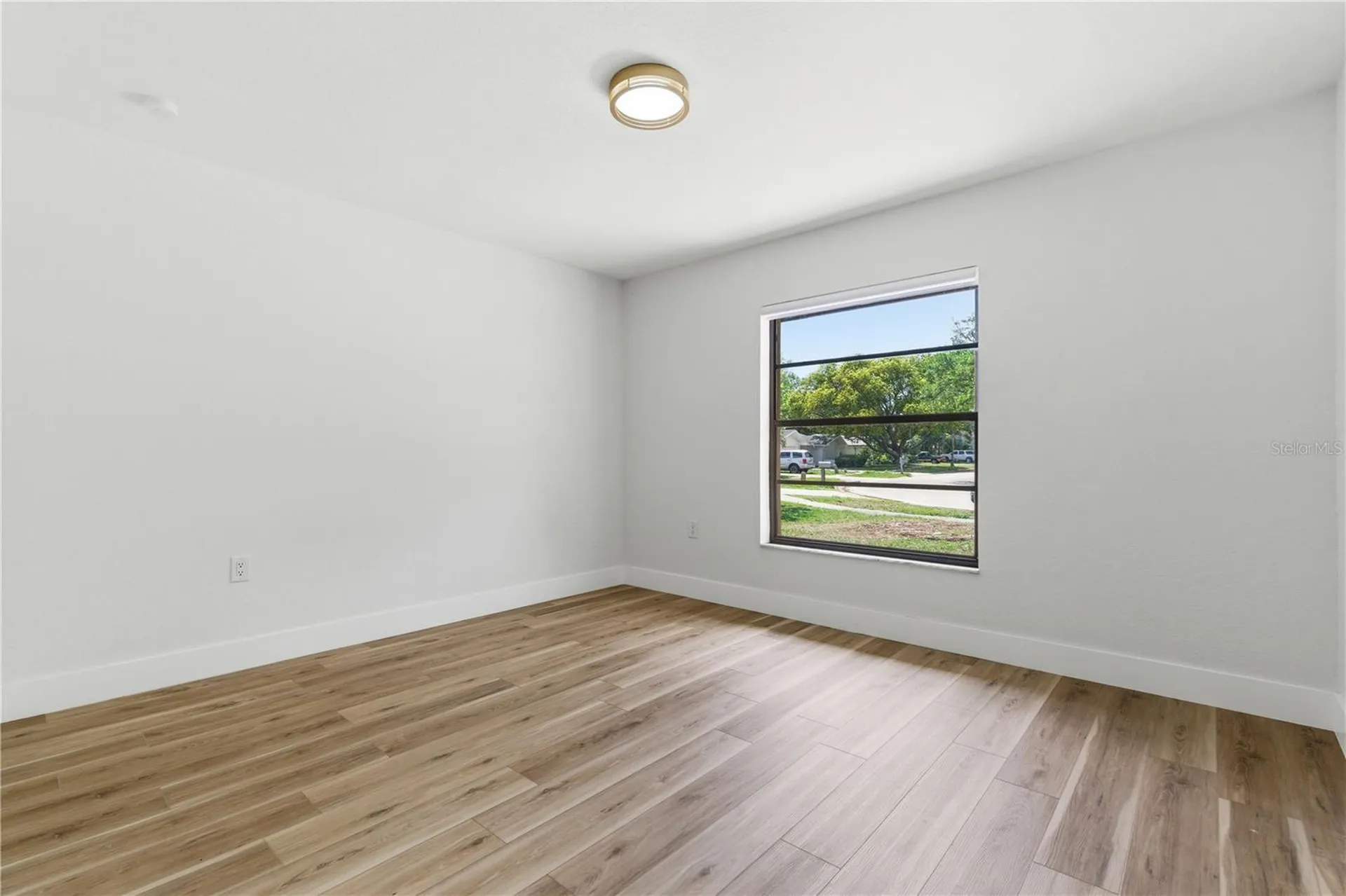 2309 Pin Oak Lane E Clearwater FL 33759