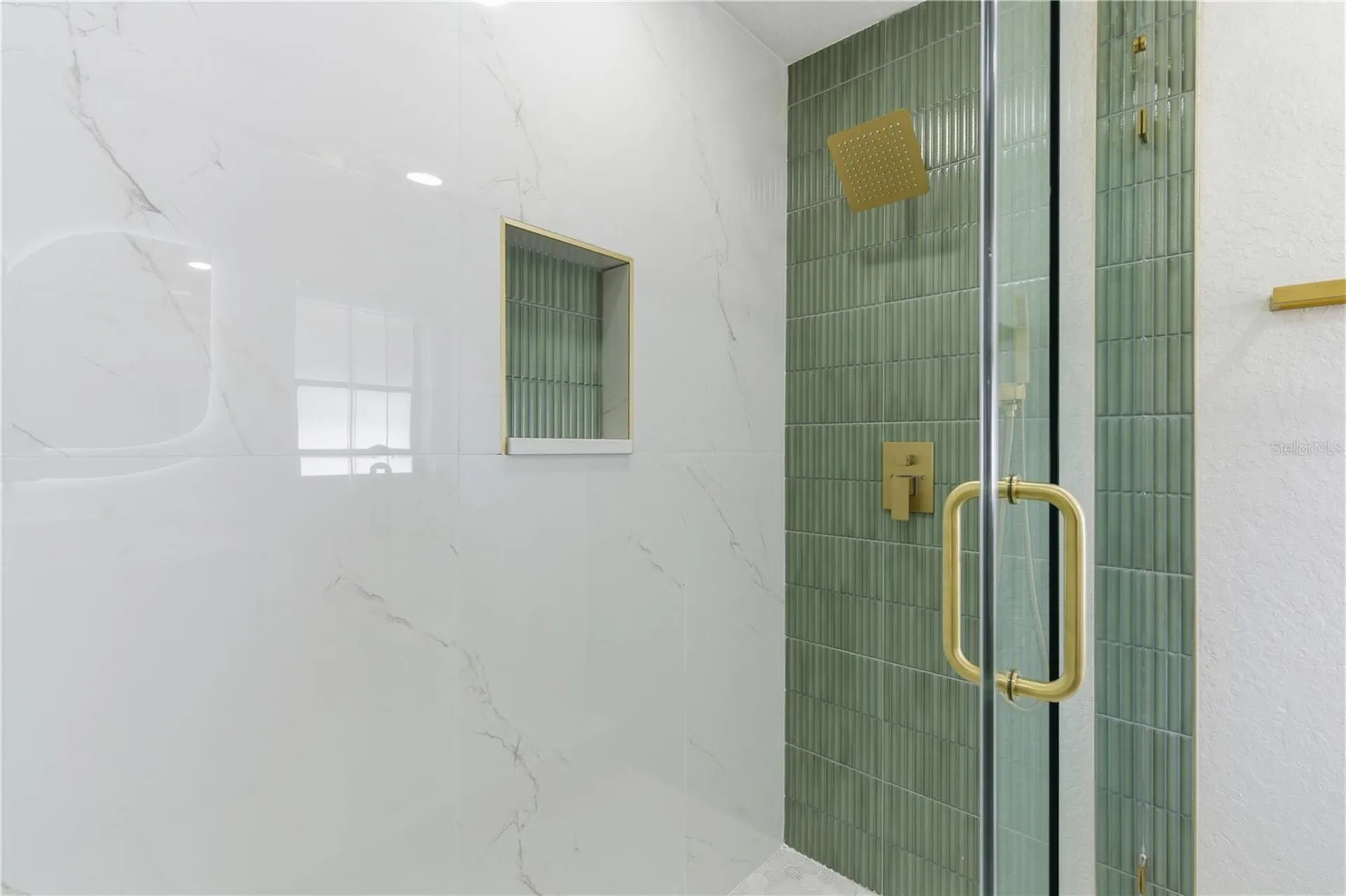 2309 Pin Oak Lane E Clearwater FL 33759