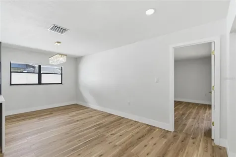 2309 Pin Oak Lane E Clearwater FL 33759