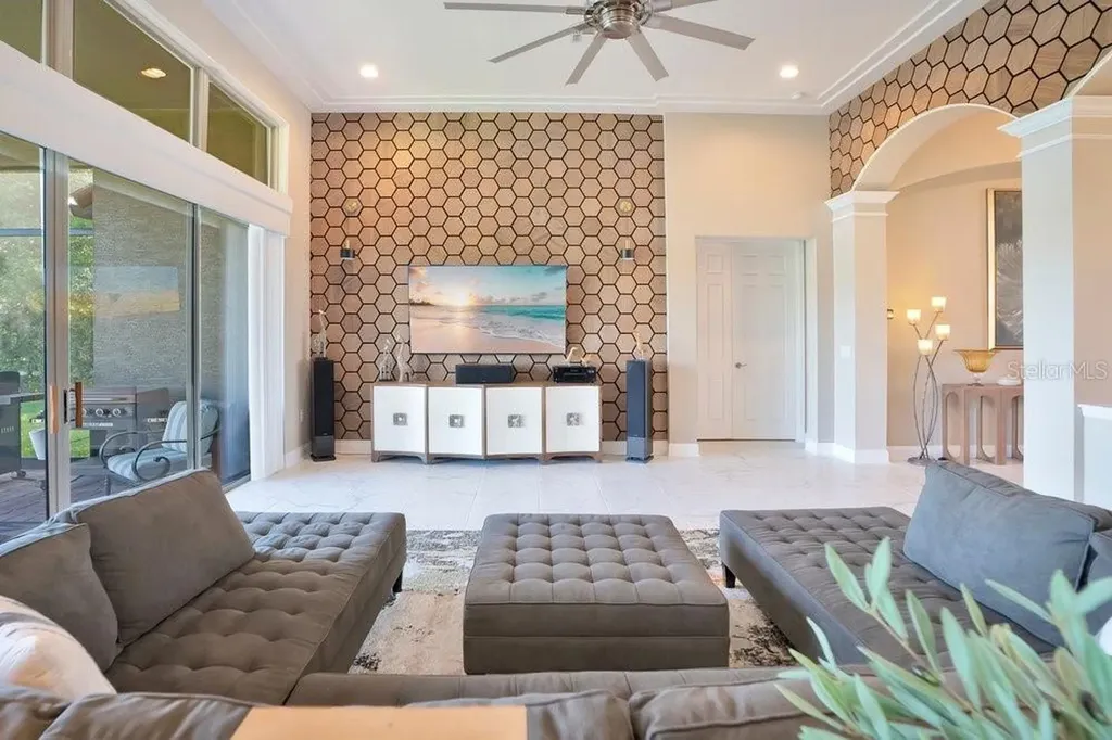 805 Riviera Bella Drive Debary FL 32713