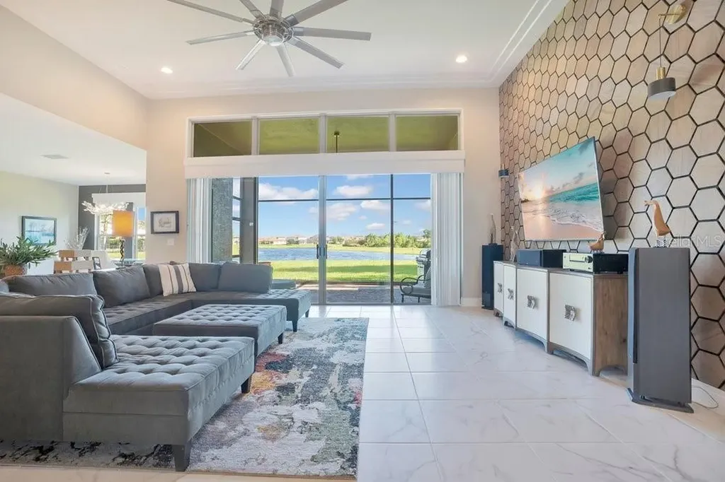 805 Riviera Bella Drive Debary FL 32713