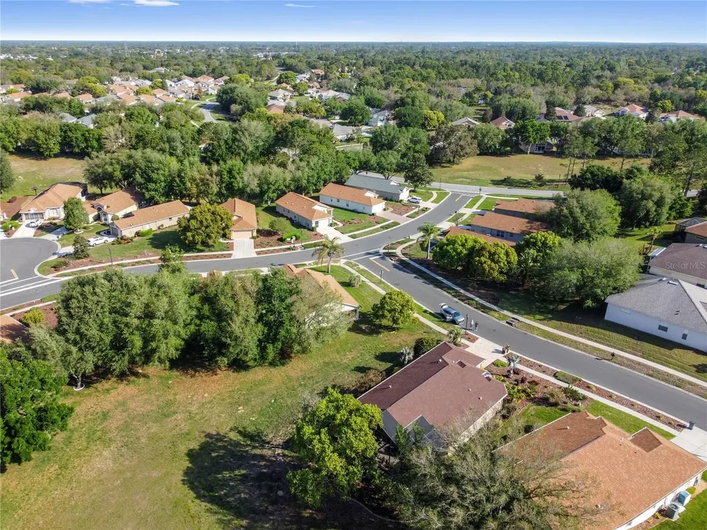 70 Center Oak Circle Spring Hill FL 34609