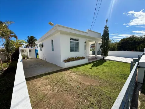 CARR#3 Beach Front House Avenue Patillas PR 00723