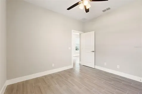 700 Desmoines Drive Kissimmee FL 34759