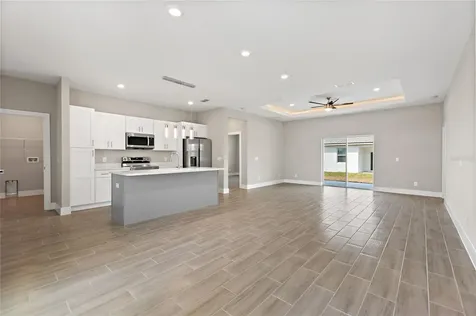 700 Desmoines Drive Kissimmee FL 34759