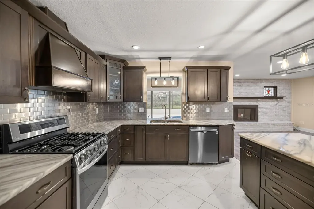 4121 SW 6th Avenue Ocala FL 34471