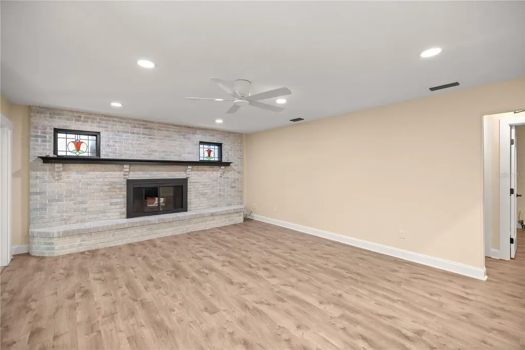 4121 SW 6th Avenue Ocala FL 34471