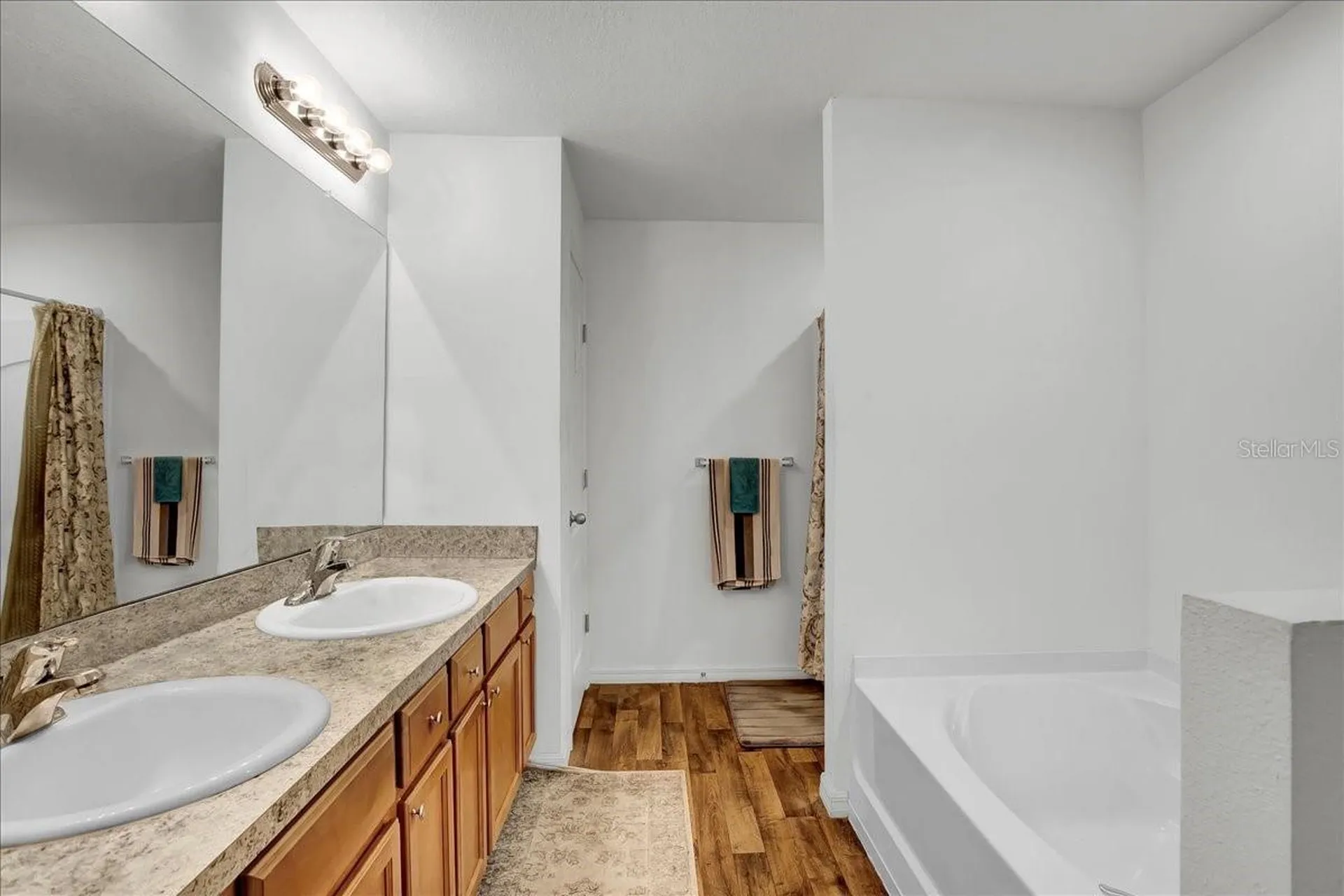 616 Chatham Walk Drive Ruskin FL 33570