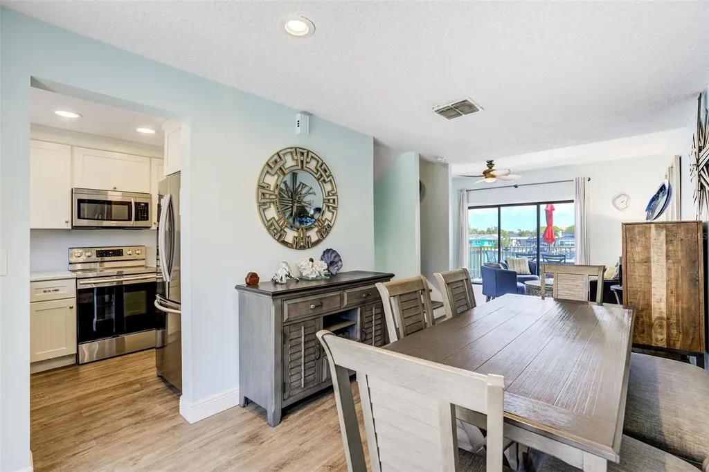 325 Island Way Clearwater Beach FL 33767