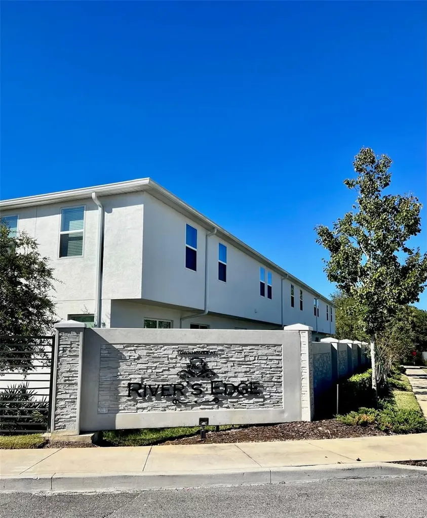 1398 Captiva Cove Sanford FL 32771