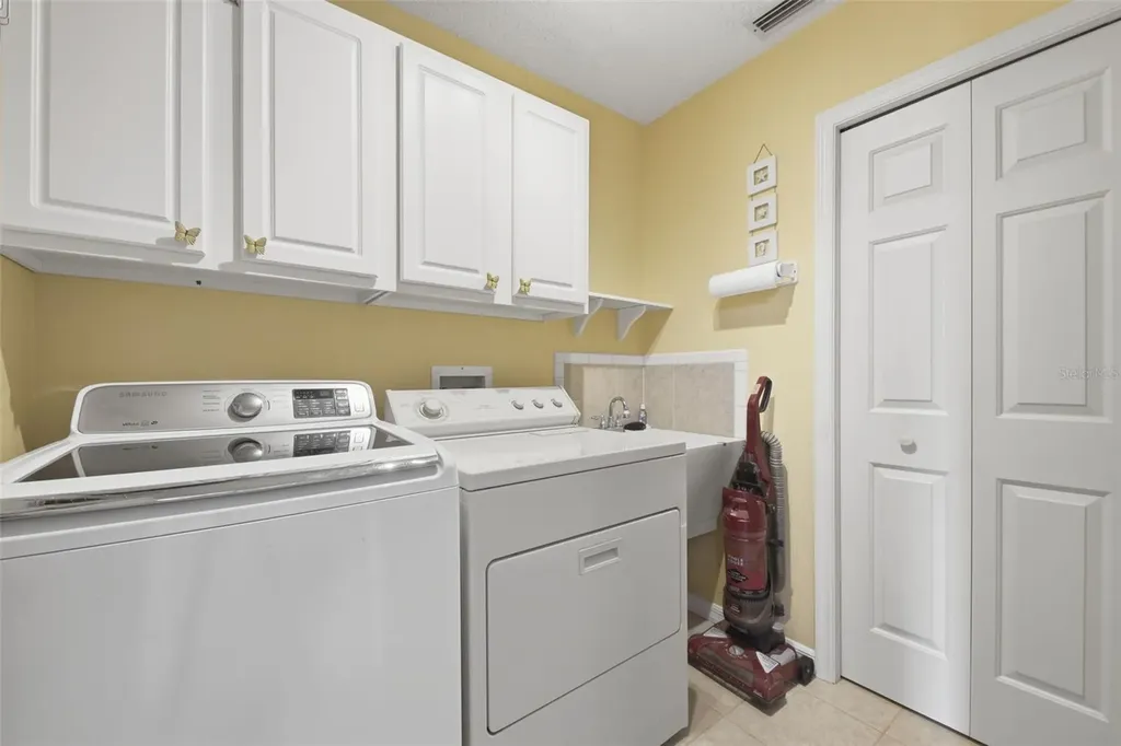 1014 Challenger Avenue Davenport FL 33897
