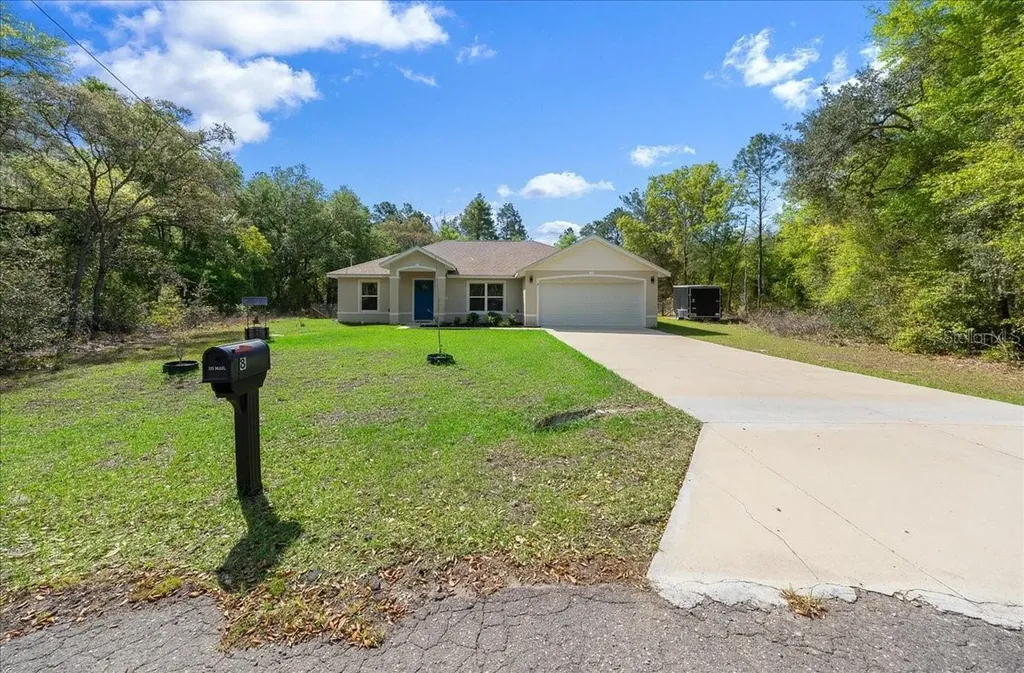 8 Guava Pass Trail Ocklawaha FL 32179