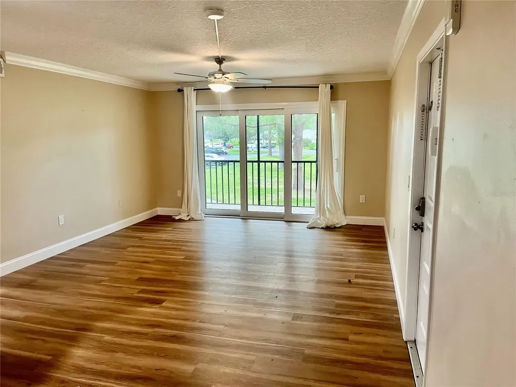 1423 Pine Glen Lane Tarpon Springs FL 34688