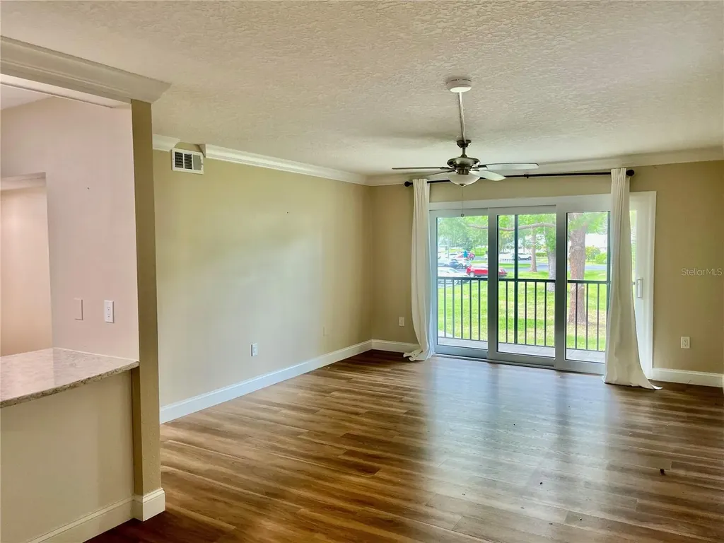 1423 Pine Glen Lane Tarpon Springs FL 34688