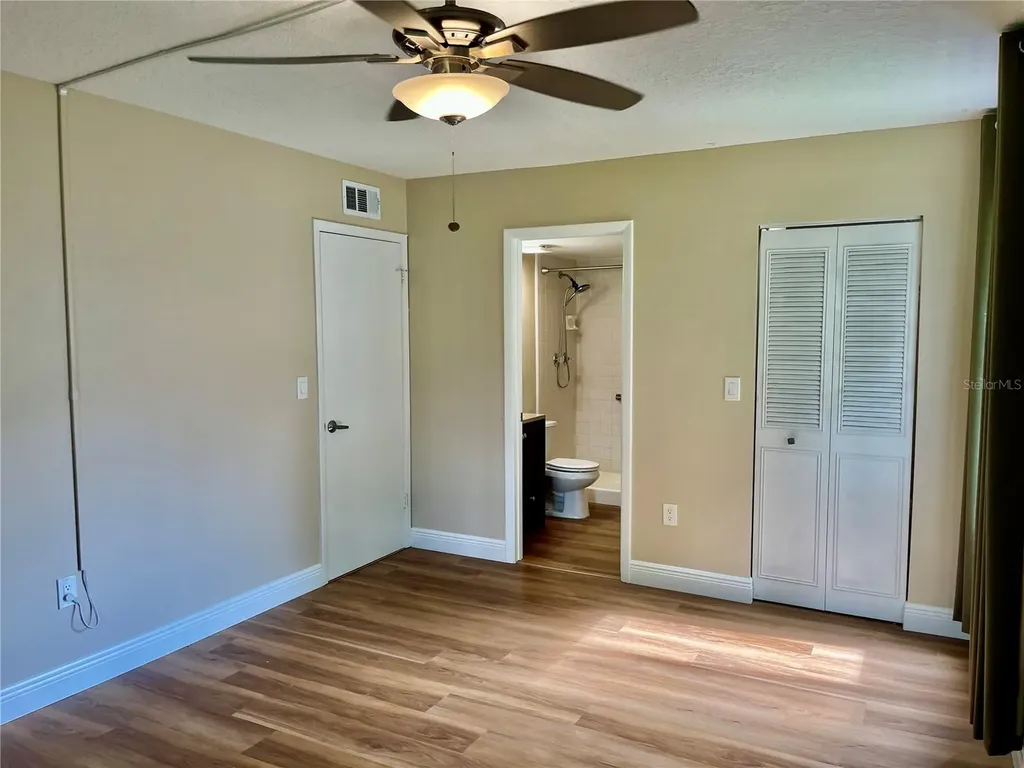 1423 Pine Glen Lane Tarpon Springs FL 34688
