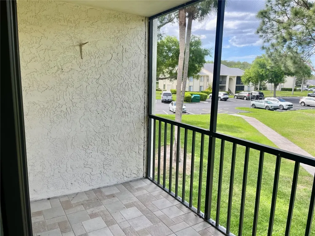 1423 Pine Glen Lane Tarpon Springs FL 34688