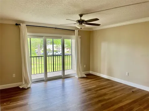1423 Pine Glen Lane Tarpon Springs FL 34688