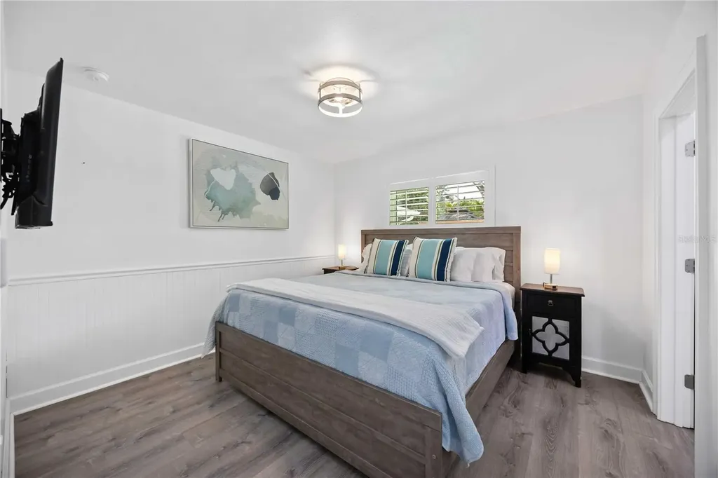 1865 Orchid Street Sarasota FL 34239
