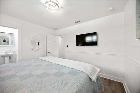 1865 Orchid Street Sarasota FL 34239