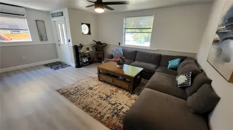 5115 67th Way N St Petersburg FL 33709