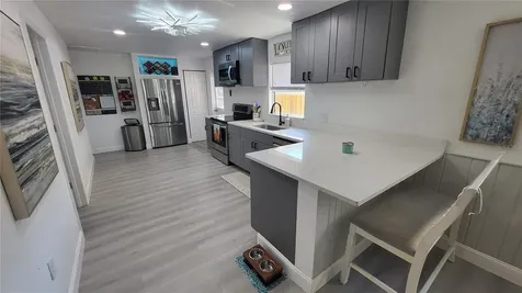 5115 67th Way N St Petersburg FL 33709