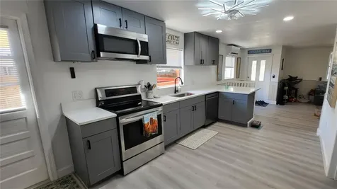 5115 67th Way N St Petersburg FL 33709