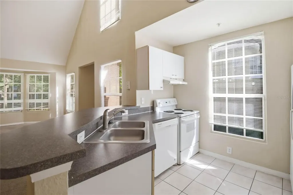 6416 Raleigh Street Orlando FL 32835