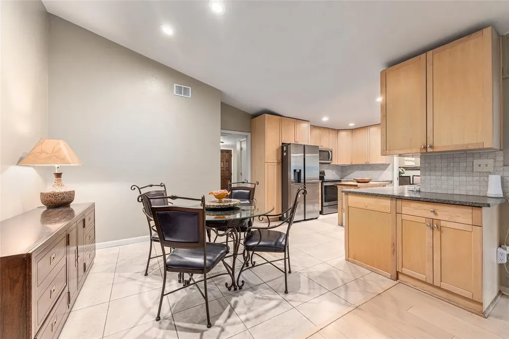 2725 NW 38th Street Gainesville FL 32605