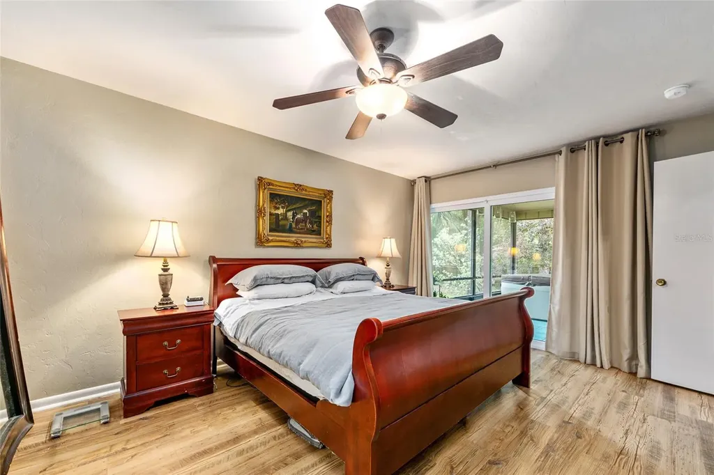 2725 NW 38th Street Gainesville FL 32605