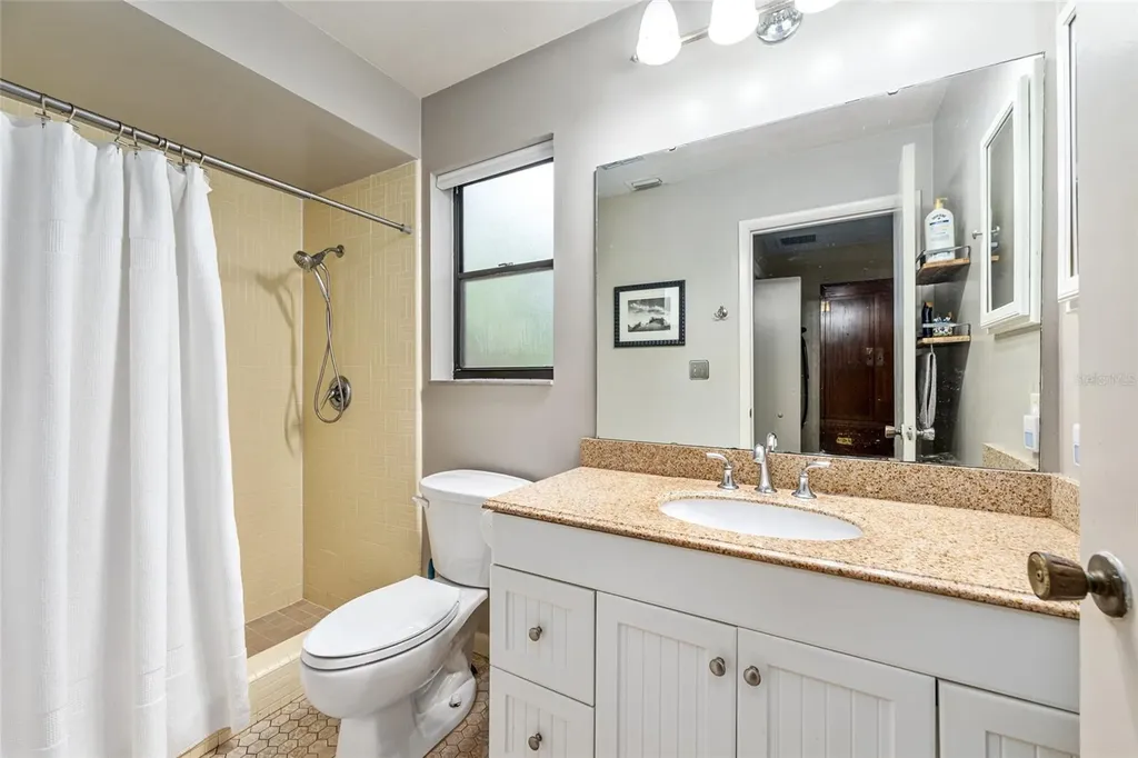2725 NW 38th Street Gainesville FL 32605