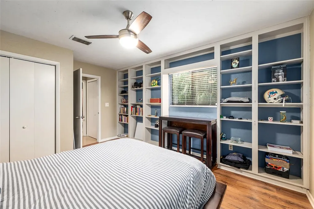 2725 NW 38th Street Gainesville FL 32605