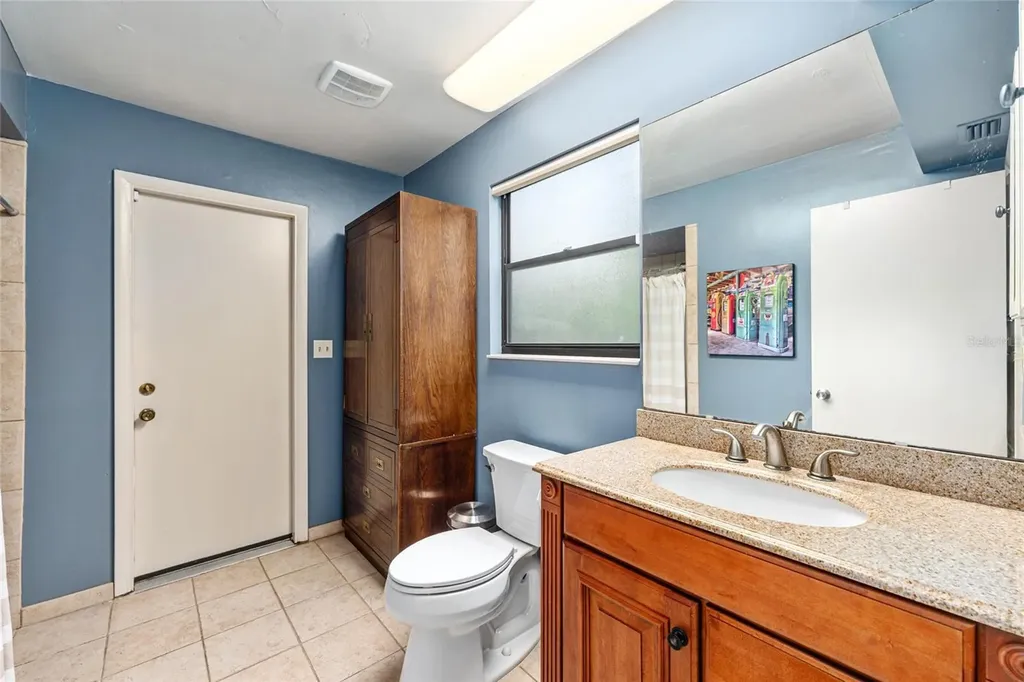 2725 NW 38th Street Gainesville FL 32605