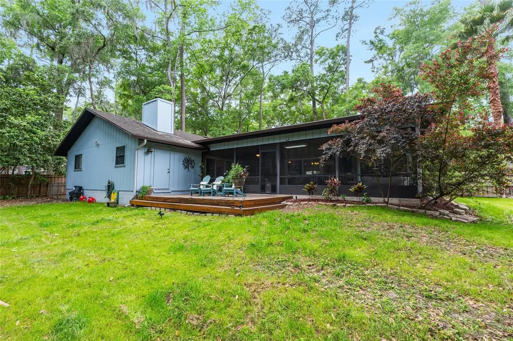 2725 NW 38th Street Gainesville FL 32605