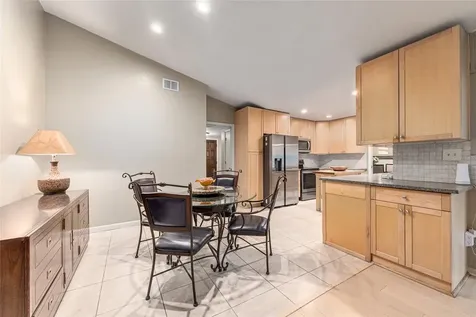 2725 NW 38th Street Gainesville FL 32605