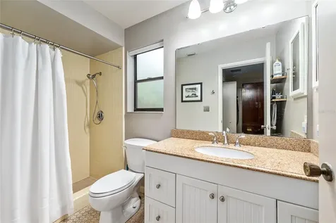 2725 NW 38th Street Gainesville FL 32605