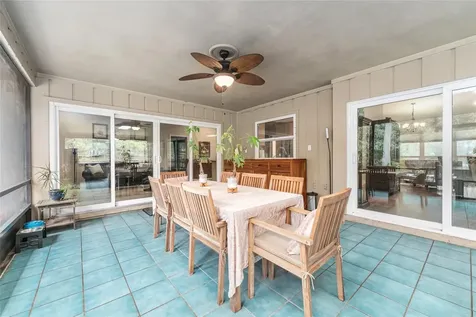 2725 NW 38th Street Gainesville FL 32605