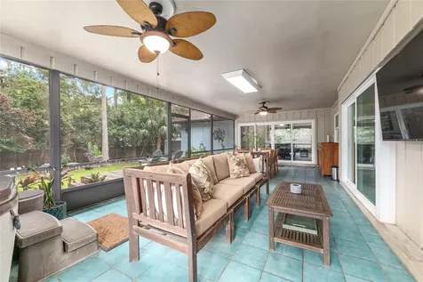 2725 NW 38th Street Gainesville FL 32605