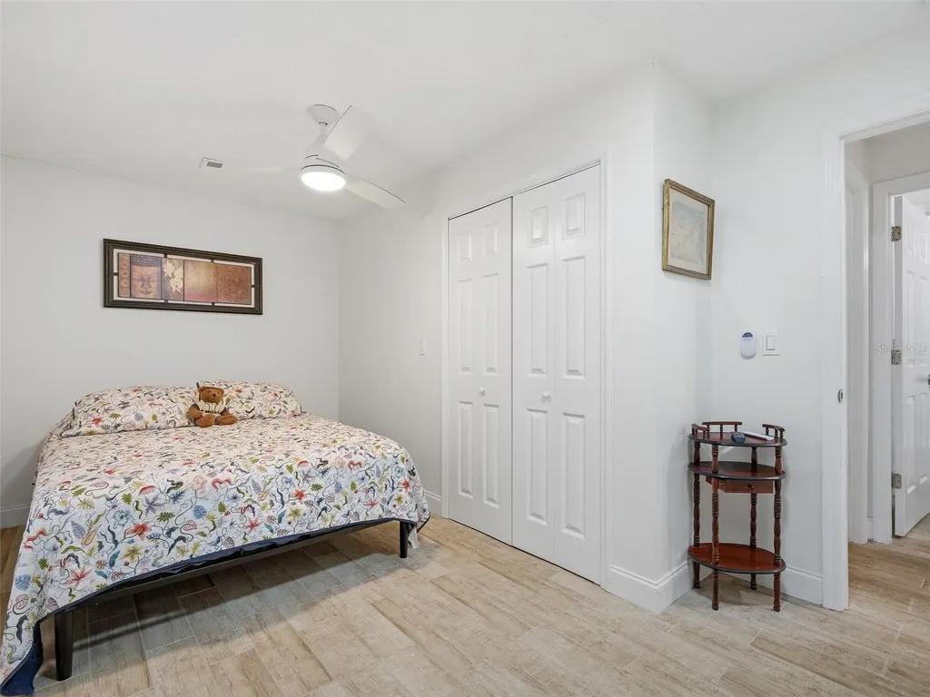 1004 W 7th Street New Smyrna Beach FL 32168