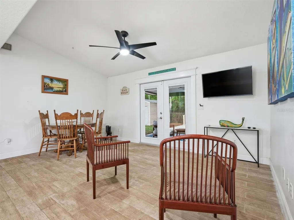 1004 W 7th Street New Smyrna Beach FL 32168