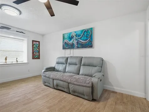 1004 W 7th Street New Smyrna Beach FL 32168