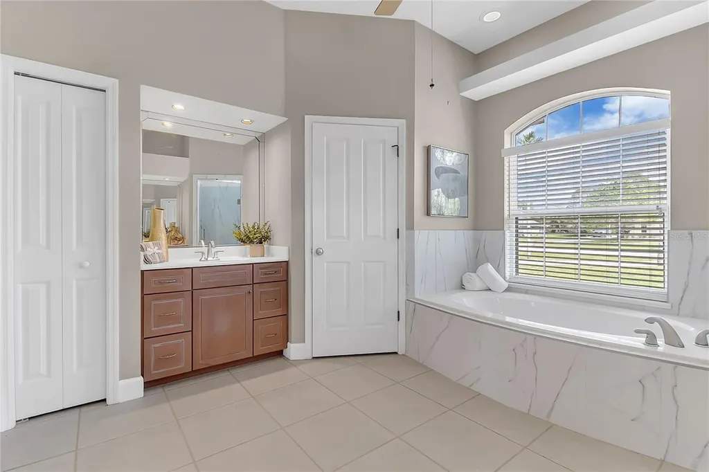 5675 Bob White Trail Mims FL 32754