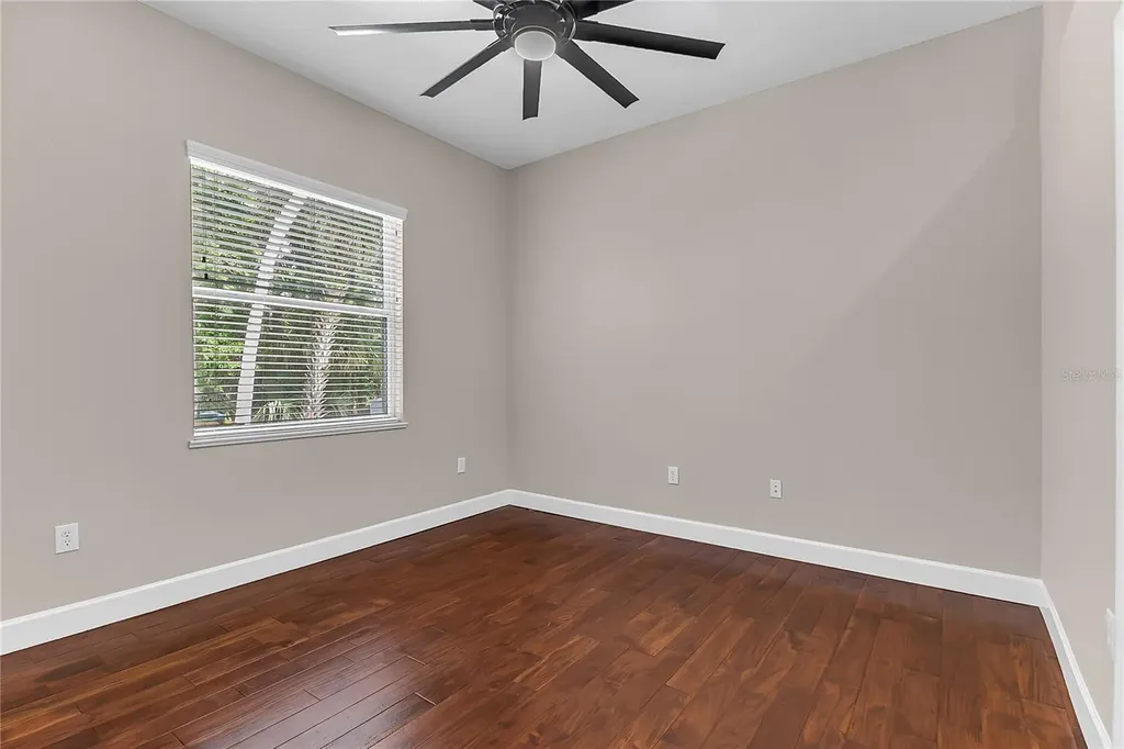 5675 Bob White Trail Mims FL 32754