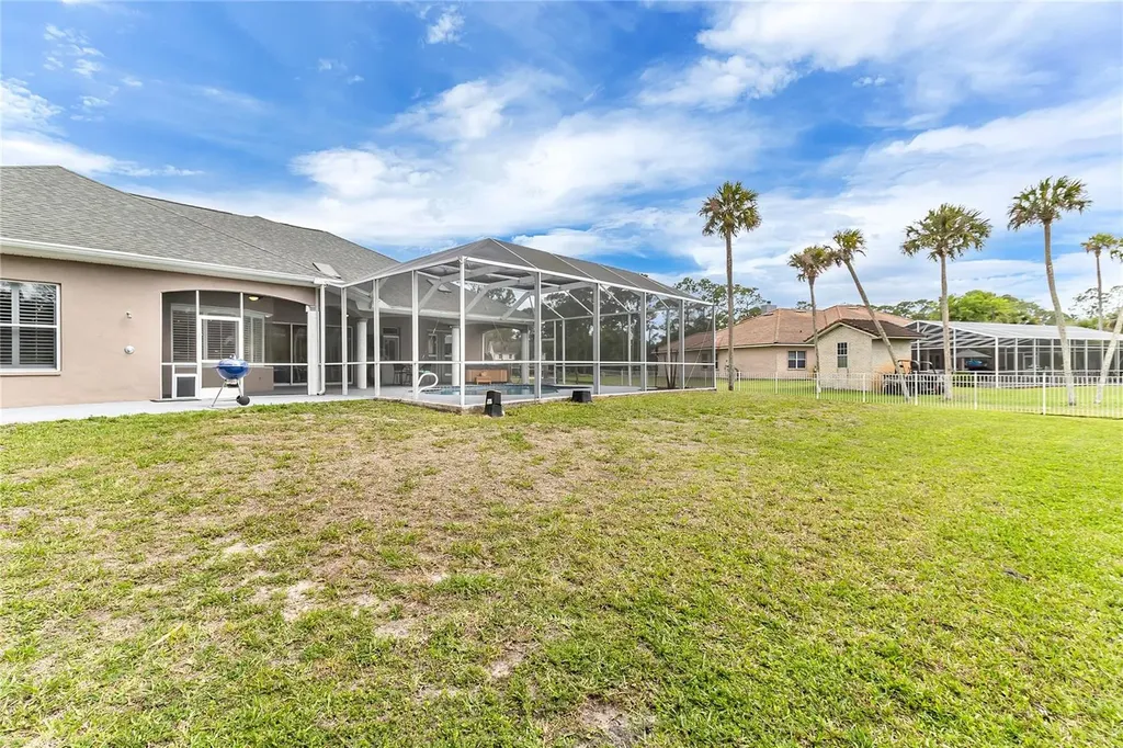 5675 Bob White Trail Mims FL 32754