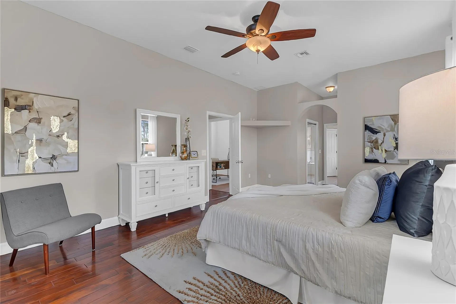 5675 Bob White Trail Mims FL 32754